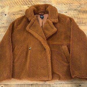 Women’s L Gap Sherpa Jacket, like new, worn once